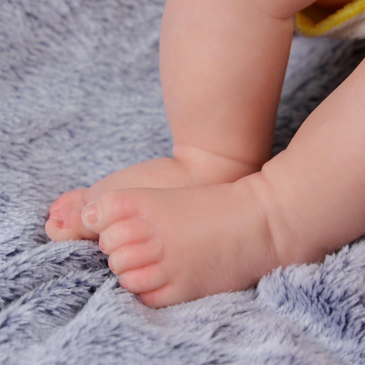 BABESIDE Lifelike Reborn Doll 16'' – Platinum Silicone, Realistic Newborn Girl