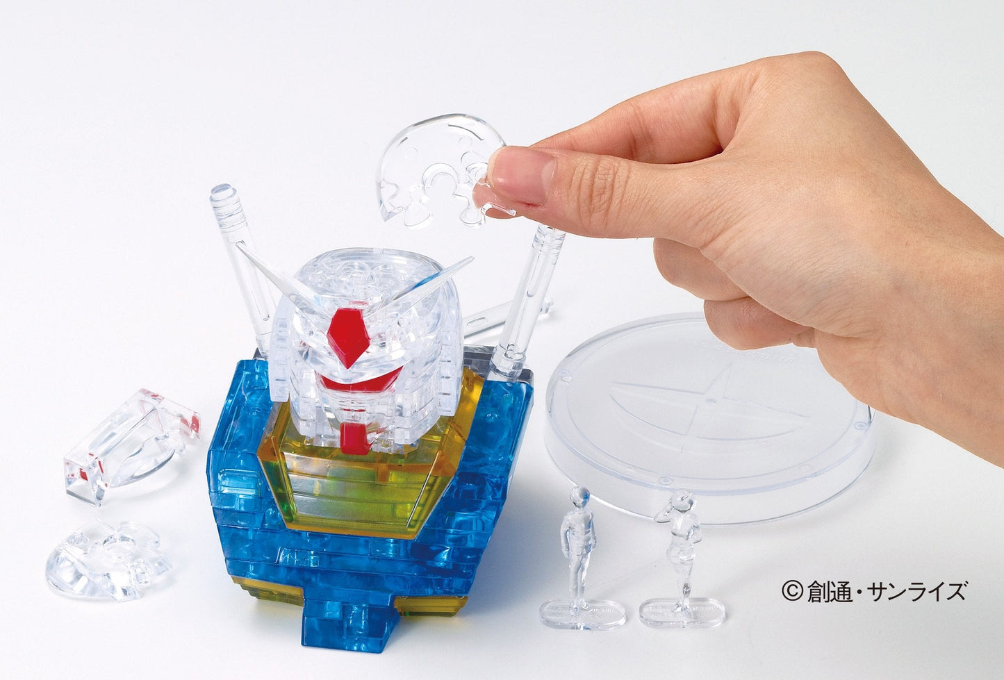 Beverly Crystal Puzzle Gundam 55-Piece — Amuro Ray & Sayla Mass