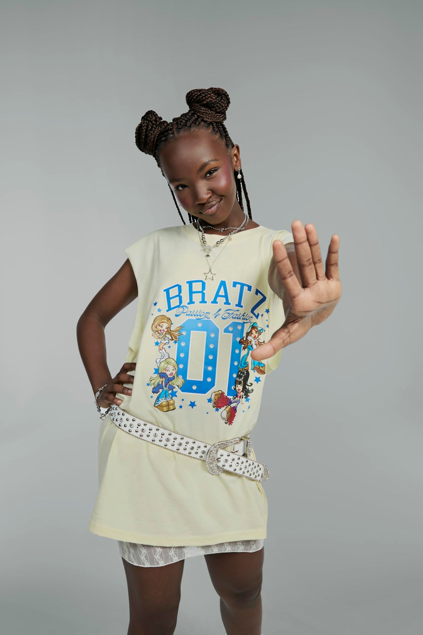 Bratz Stylin' Sasha Fashion Doll — Customizable Tee & Accessories