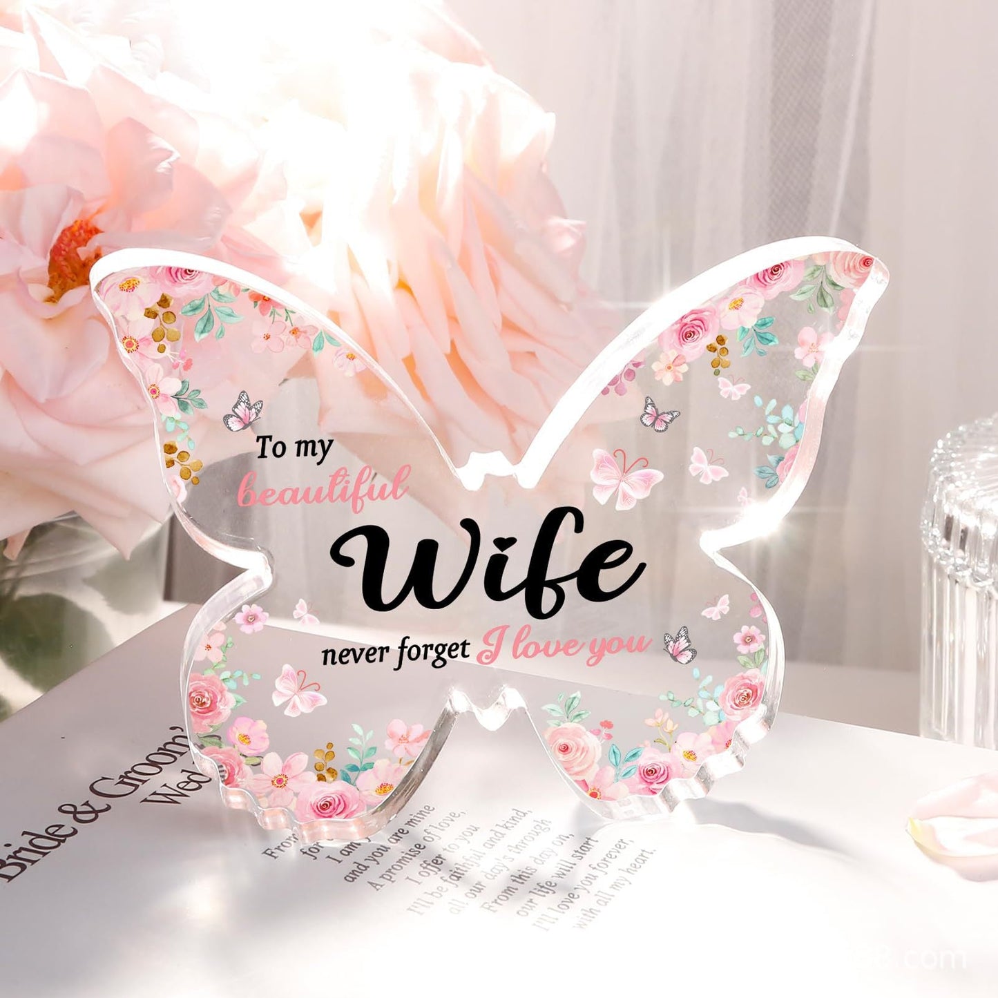 New Gift For Mother's Day Transparent Acrylic Butterfly Creative Desktop Decoration