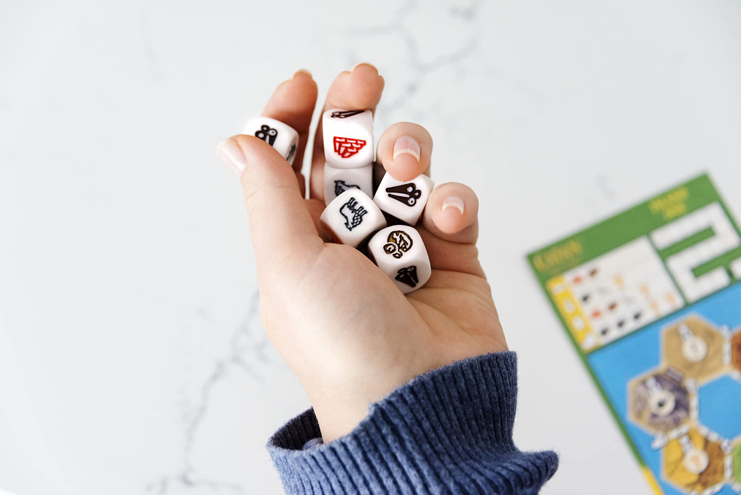 CATAN Dice Game – Portable Strategy for 1-4 Players | 15–30 Minute Play