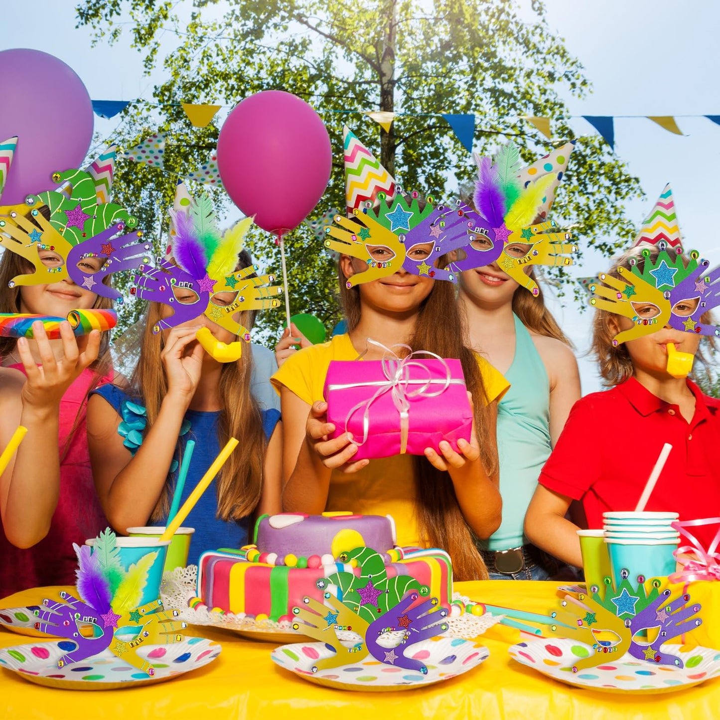 Cinrobiye 30-Set Mardi Gras Mask Craft Kit | DIY Carnival Masks for Kids and Parties