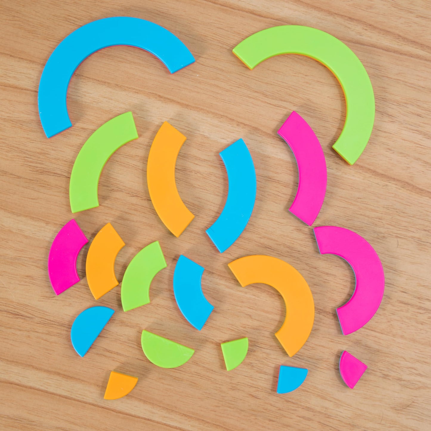 Fat Brain Toys Bugzzle – Match-The-Picture Puzzles for Kids Ages 3+