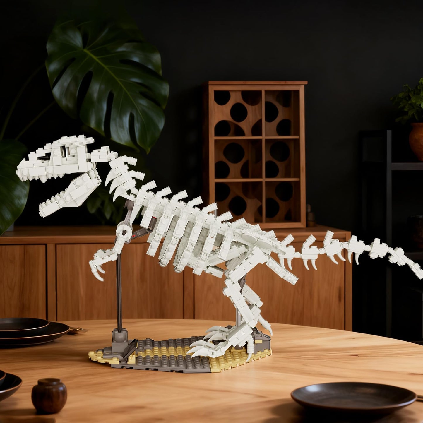 FERURE Dinosaur Fossils Building Set – Glow-in-the-Dark Tyrannosaurus Skeleton, 435 Pieces