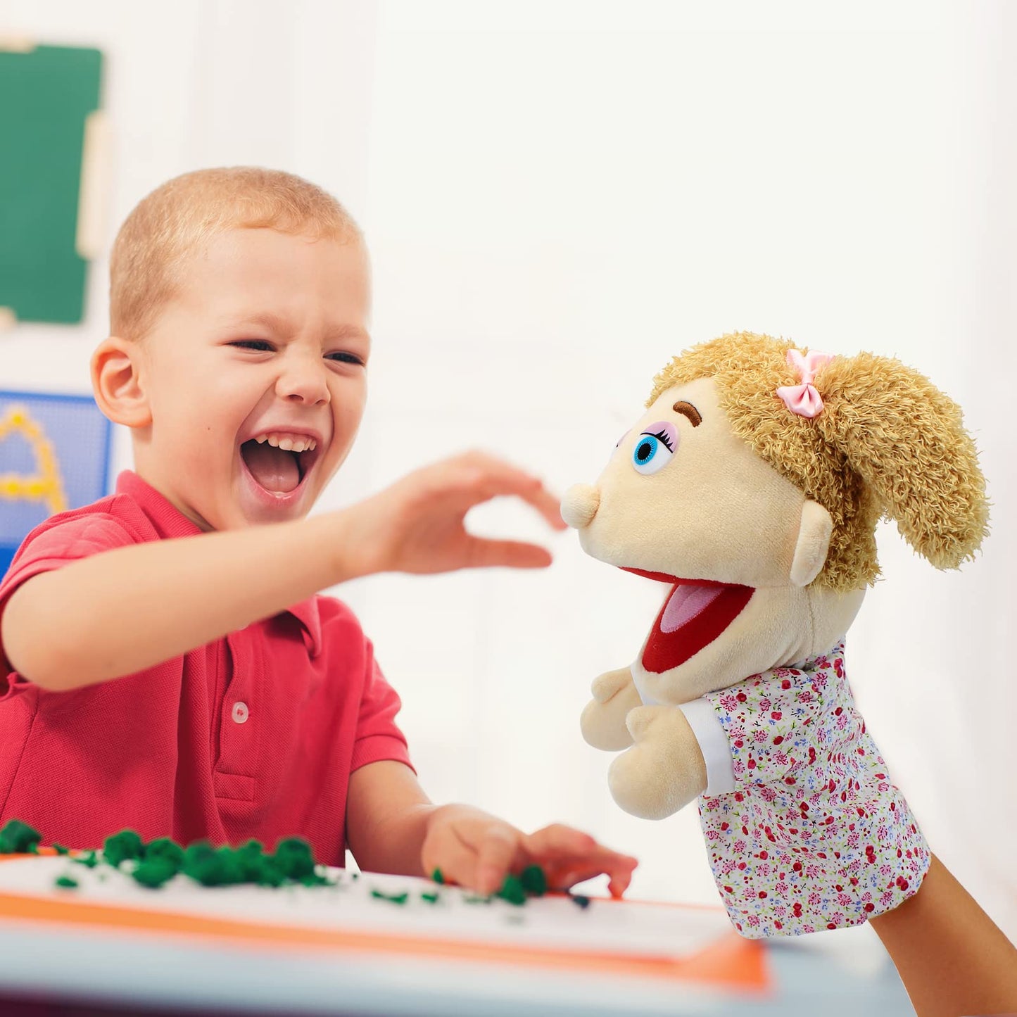 FIMIGID Family Hand Puppets – 13.4-Inch Multi-Ethnic Plush Puppets for Kids