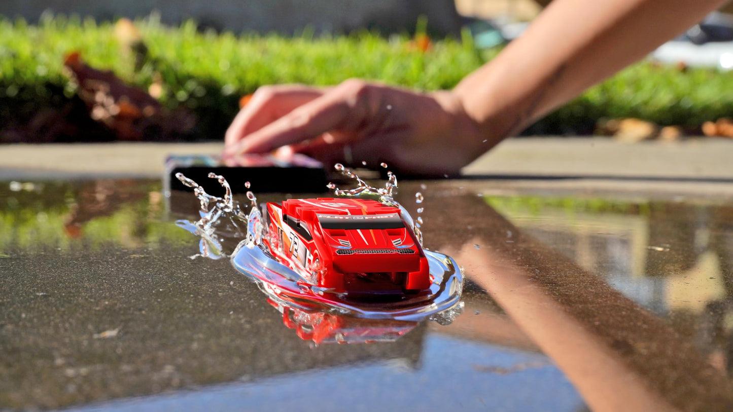 FLAT 2 FAST Original Stunt Card Racer – Pocket-Size Flat Car Launcher (Crimson Red)