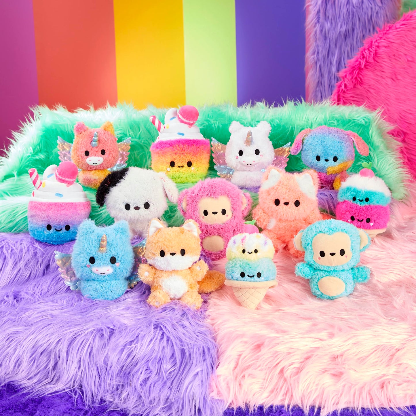 Fluffie Stuffiez Monkey Small Collectible Plush – Surprise Reveal & DIY Fur Pull