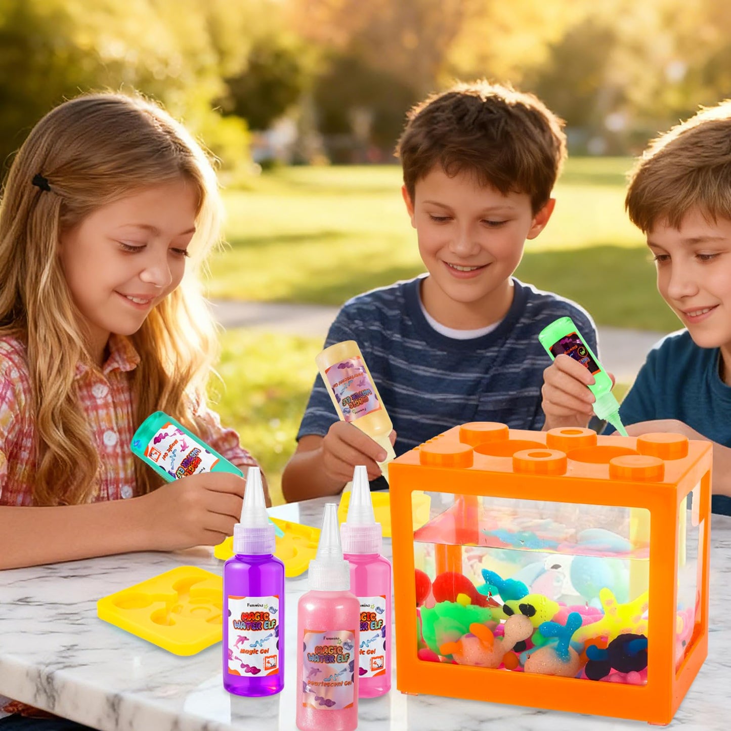 Funwins Magic Water Elf Toy Kit with Aquarium – DIY Gel Pets, 20 Gels & 12 Sea Animal Molds