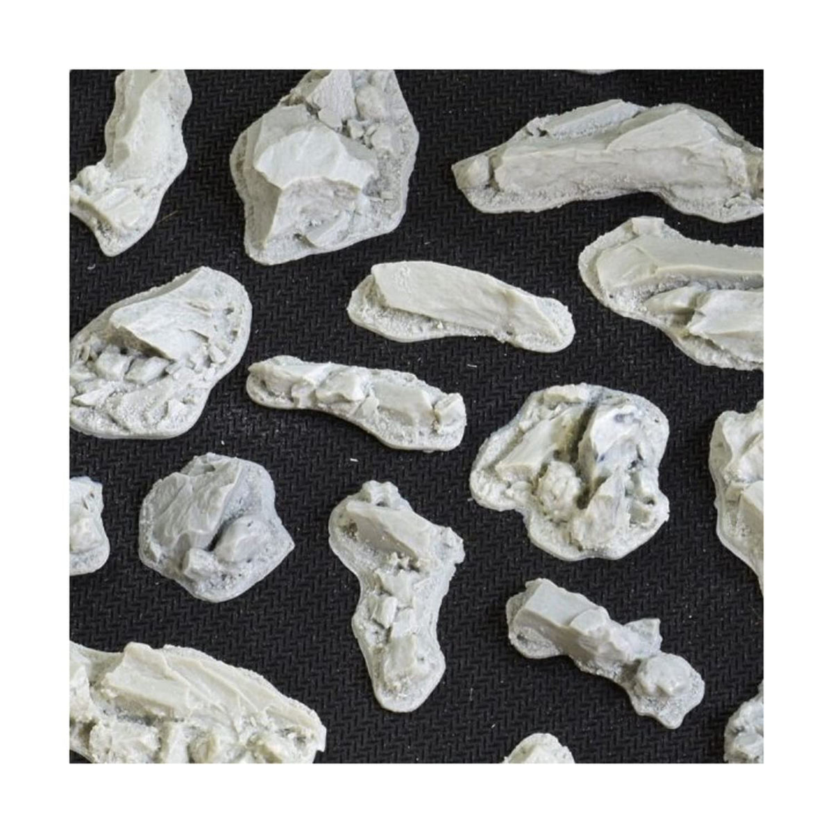 Gamers Grass Basing Bits – Rocks for Realistic Tabletop Terrain
