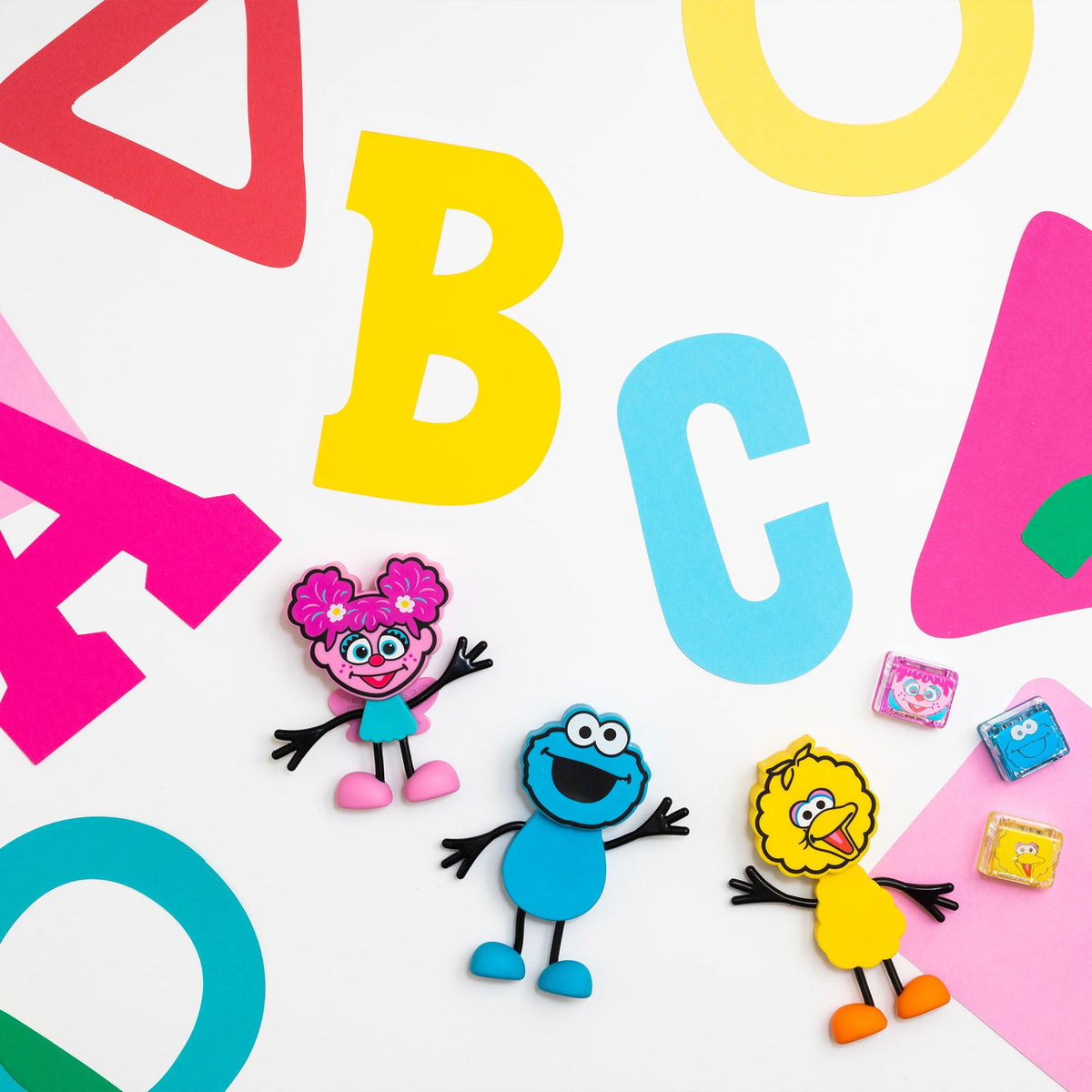 Glo Pals x Sesame Street: Water-Activated Light-Up Cubes for Sensory Play | Big Bird (Cubes Only)