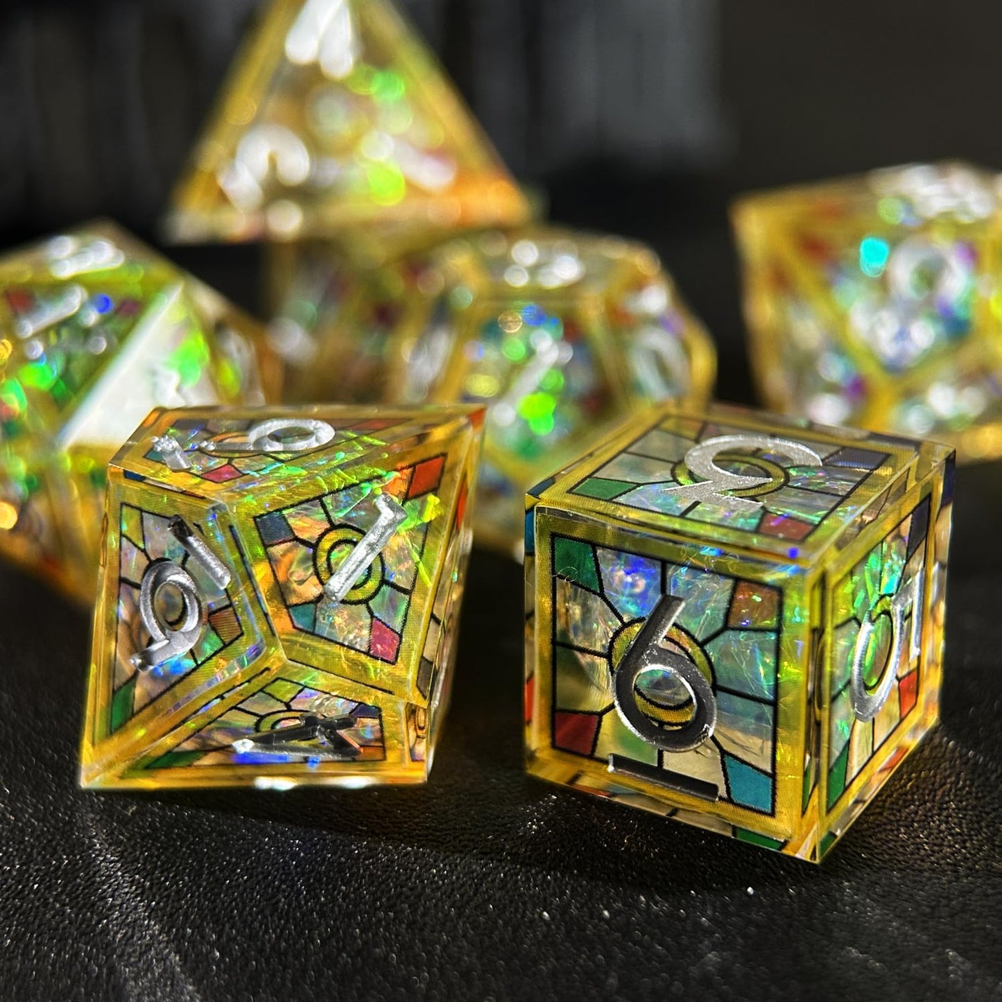 HAOMEJA Double Layered Resin Dice Set – 7-Piece Stained Glass Dice with Gold Numbers & Sharp Edges