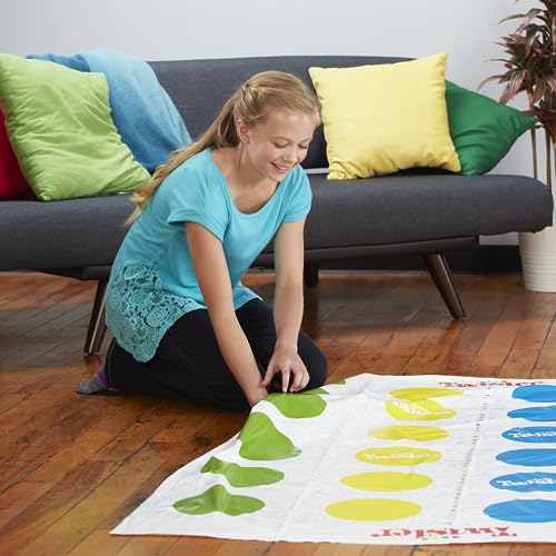 Hasbro Gaming Twister Ultimate: Bigger Mat, More Colored Spots | Family Party Game 6+ | Alexa Compatible (Amazon Exclusive)