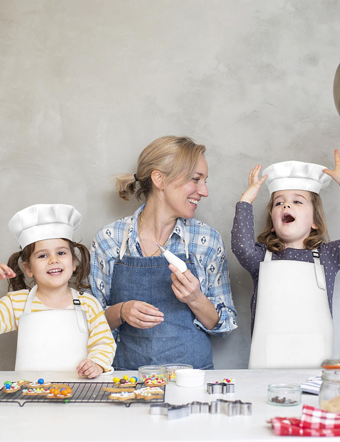 IAGBIBUI Kids Apron & Chef Hat Set – 16 Pieces, Ages 6-13, White