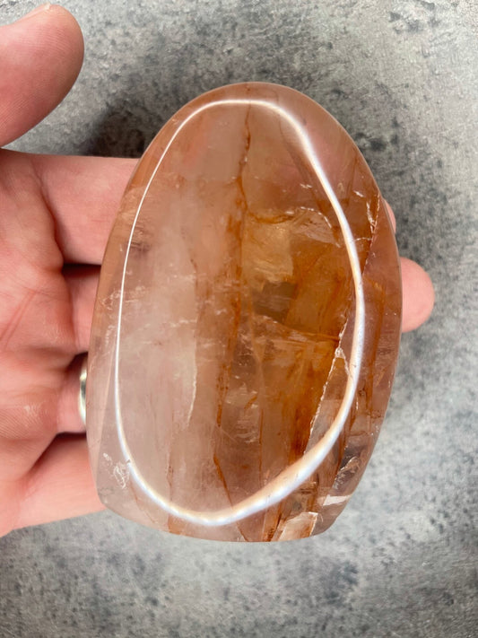 Red hematoid (Fire quartz) - Free form