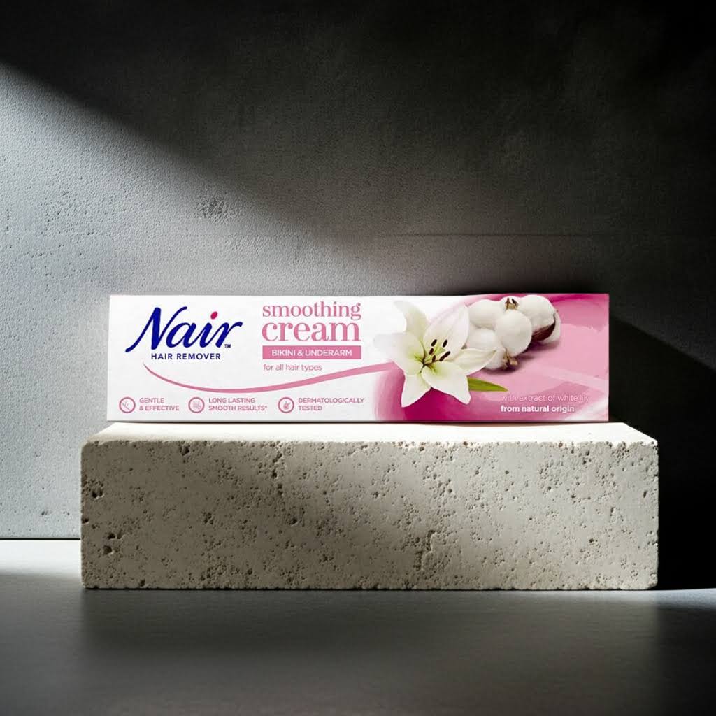 Nair Bikini & Under Arm Hair Remover Cream for Gentle Hair Removal & Smooth Skin on Sensitive Areas 100 ml/3.38 oz