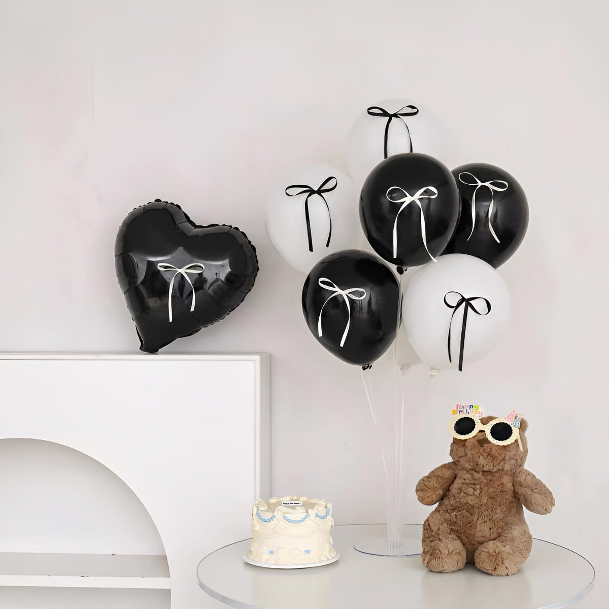 iNINGER 20Pcs Black Bows Cake Toppers – Fabric Cake Decorations for Birthdays, Weddings & Gifts