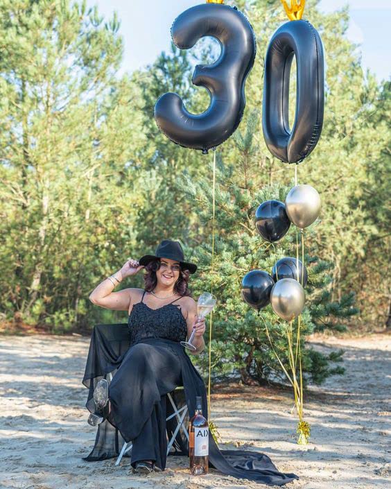 IWERP Black 4 Balloon – 40-Inch Number Balloon for 4th Birthday Party (Gold Accent)