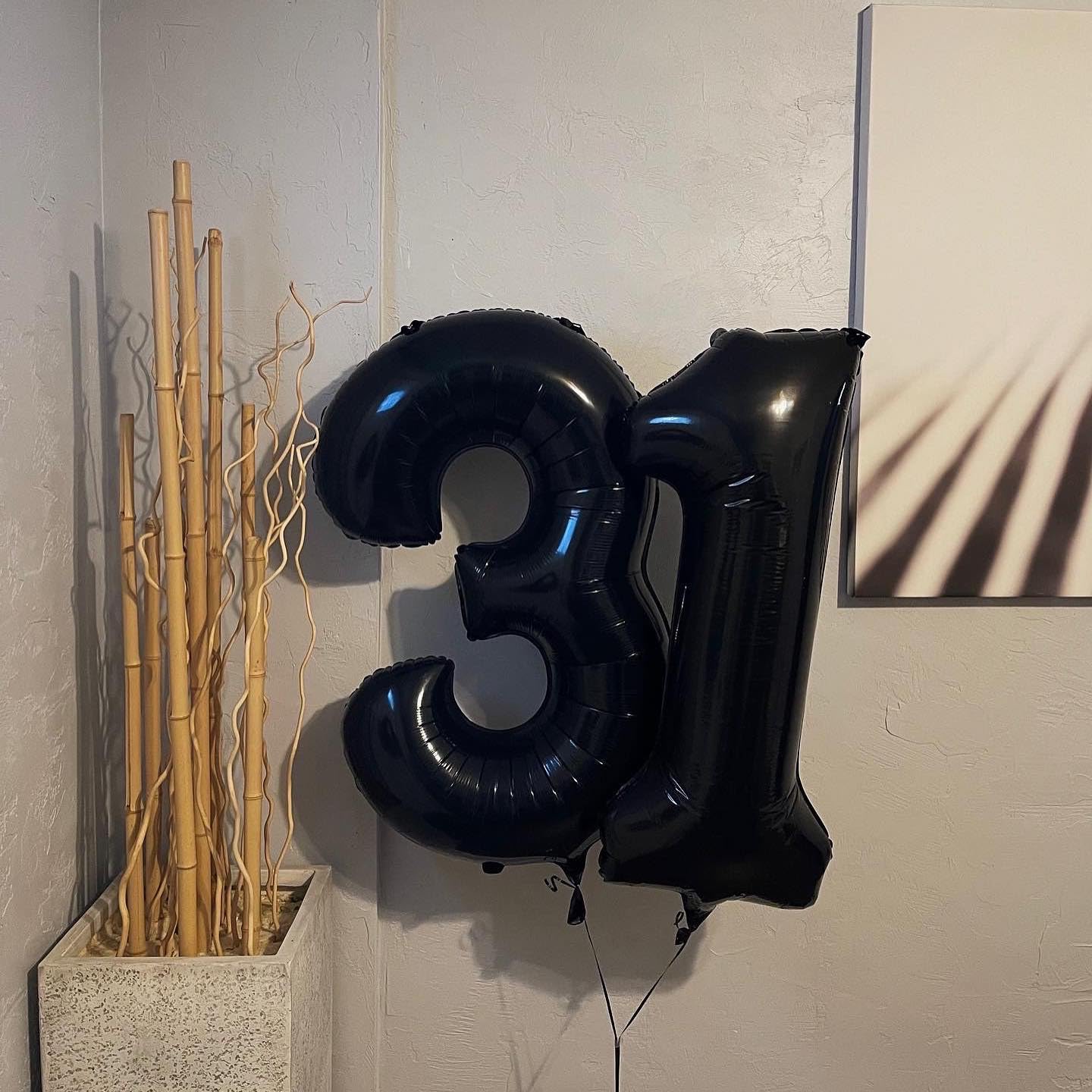 IWERP Black Number 13 Balloon 40 Inch – 13th Birthday Decorations