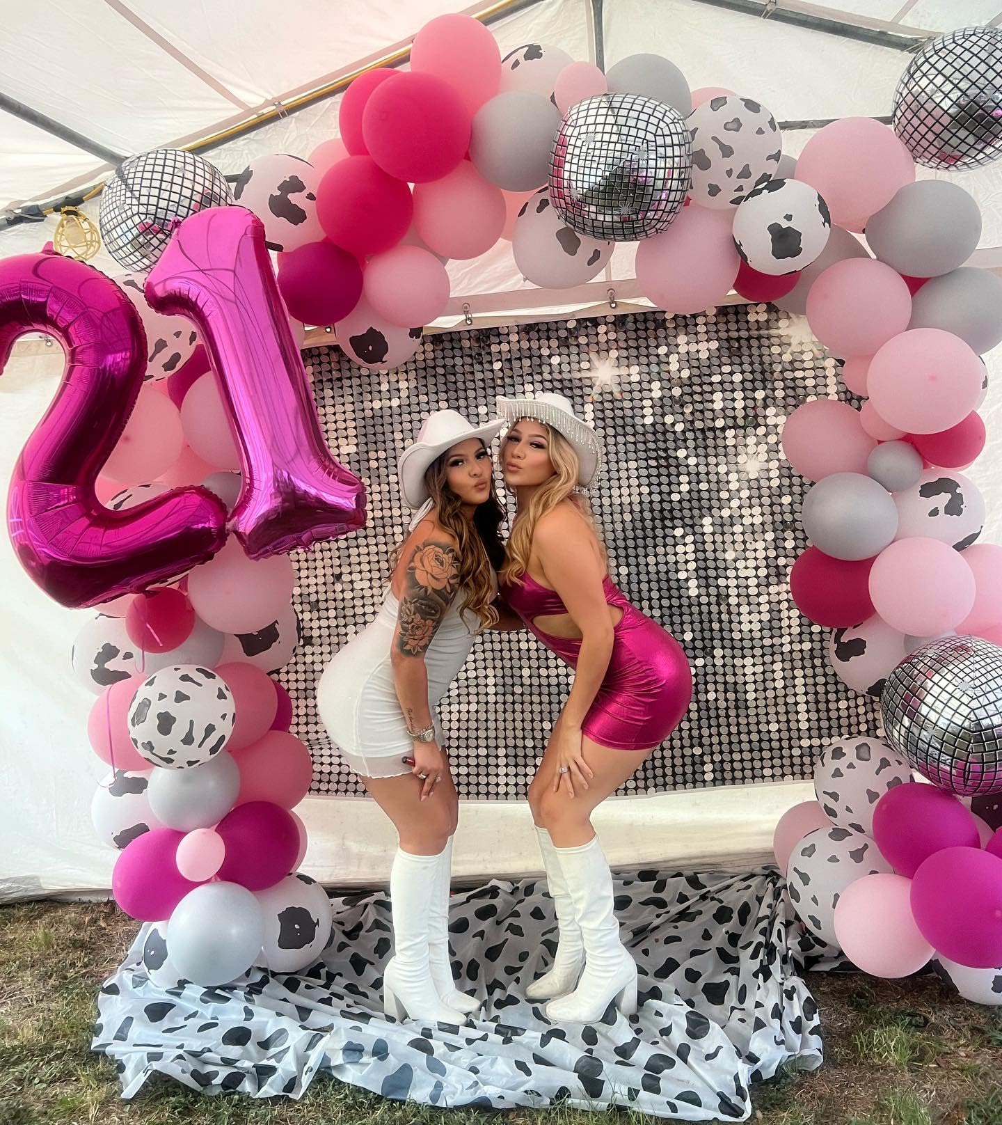 IWERP Hot Pink Number 15 Balloon – 40 Inch 15th Birthday Decorations for Girls