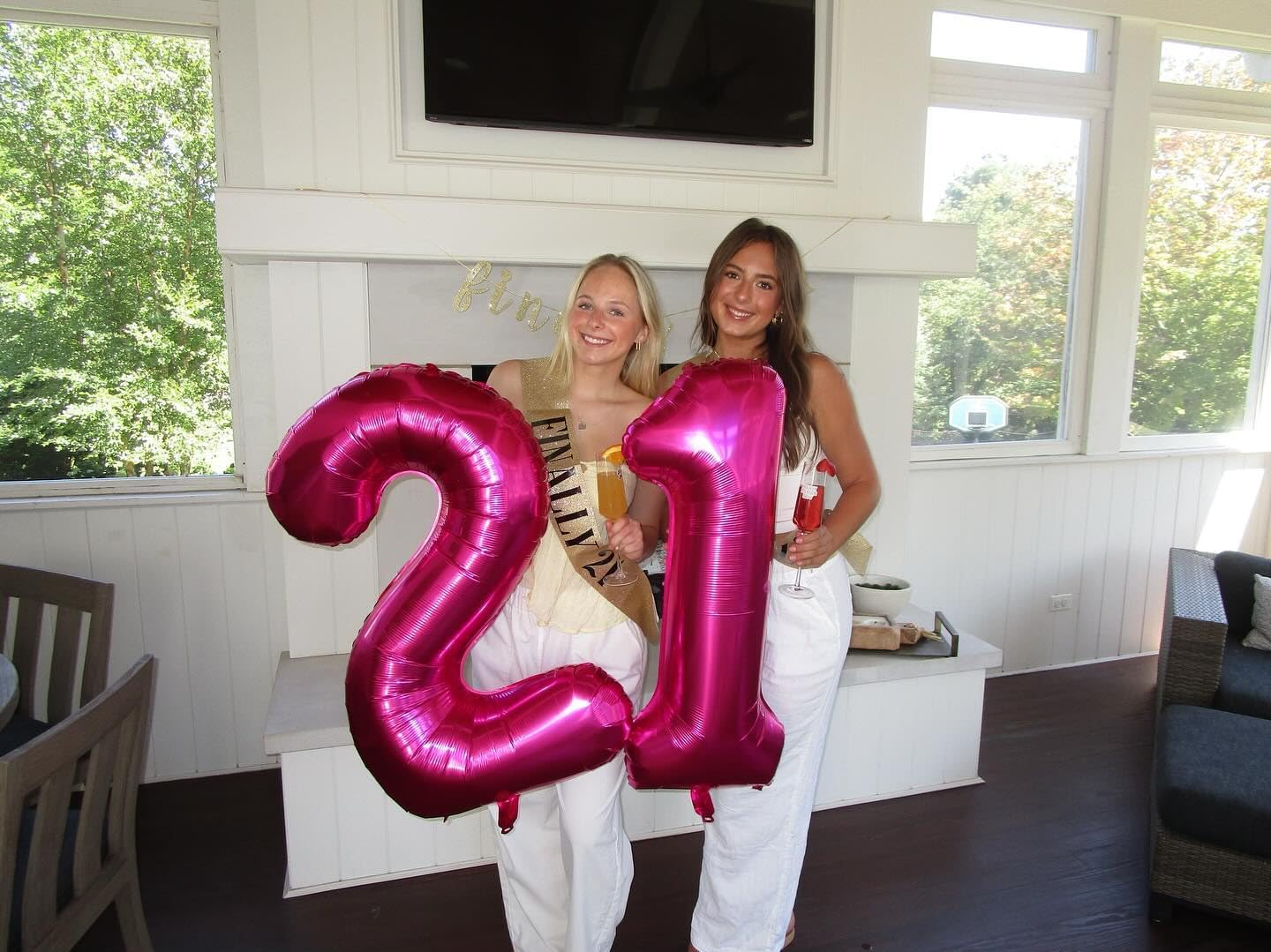 IWERP Hot Pink 21 Balloon 40-Inch - 21st Birthday Decorations