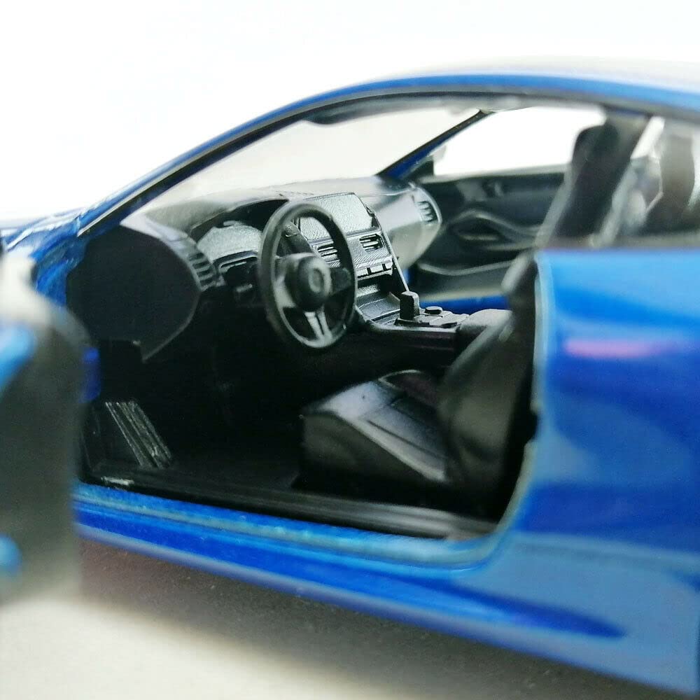 KiNSMART BMW M8 Competition 1:36 Die-Cast Model Car — Blue, Pullback Action & Open Doors