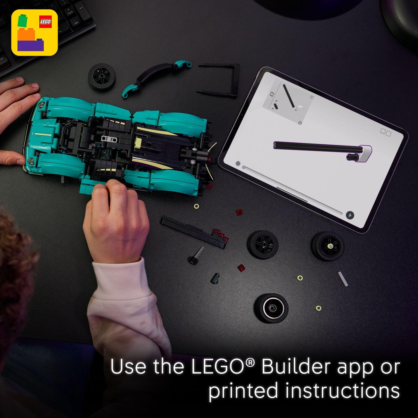 LEGO Technic Aston Martin Valkyrie 42208 – 707-Piece Buildable Sports Car