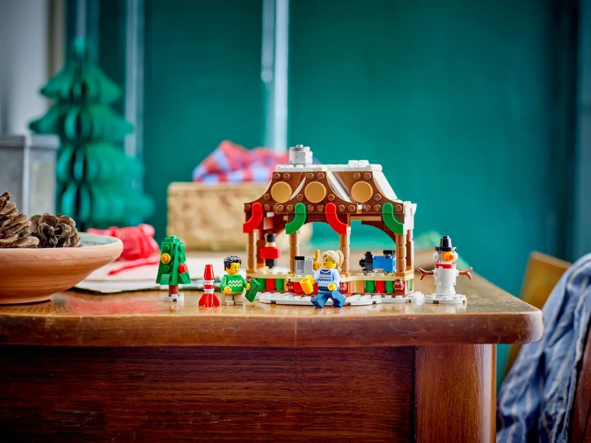 LEGO 40602 Winter Market Stall GWP (271 pcs) – Festive Holiday Play & Storytelling