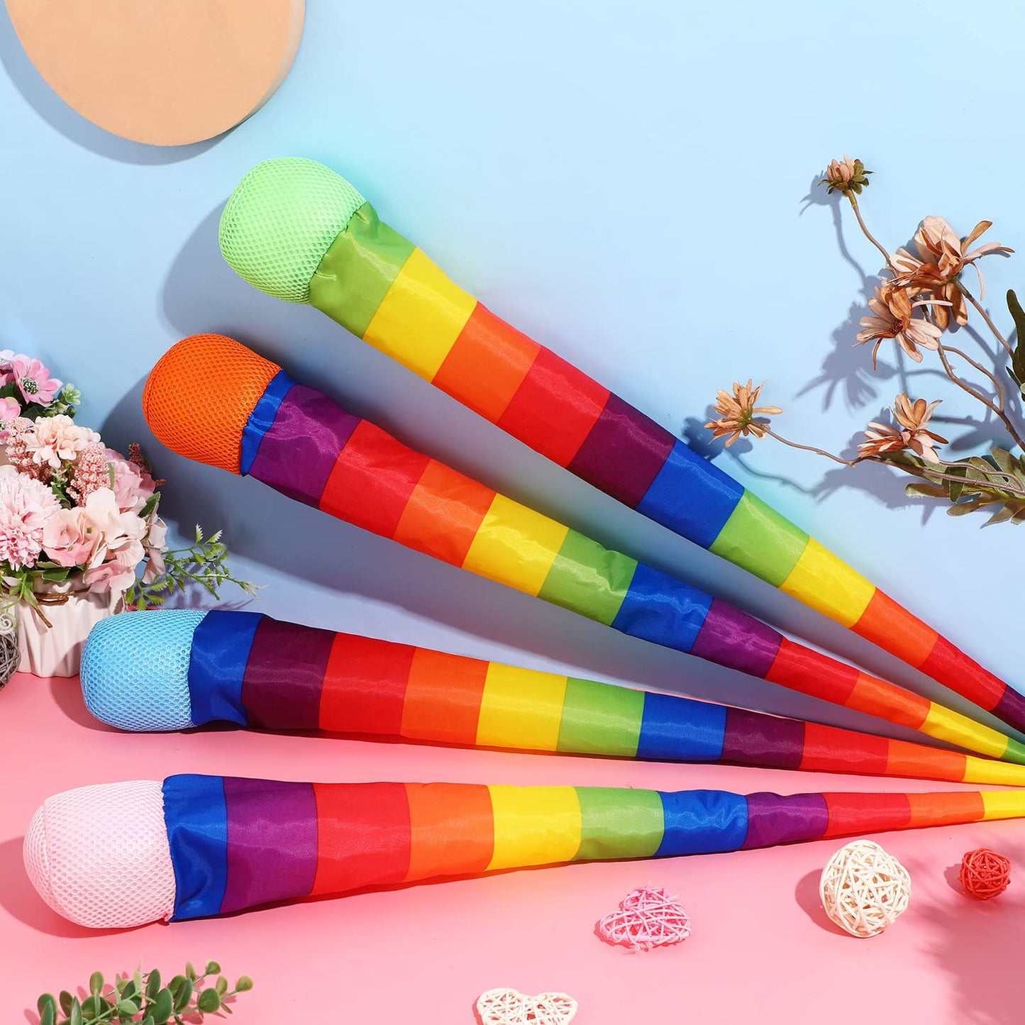 Leyndo 8-Piece 26-Inch Rainbow Tail Throw & Catch Balls – Colorful Comet Toys for School, Beach, and Outdoor Play