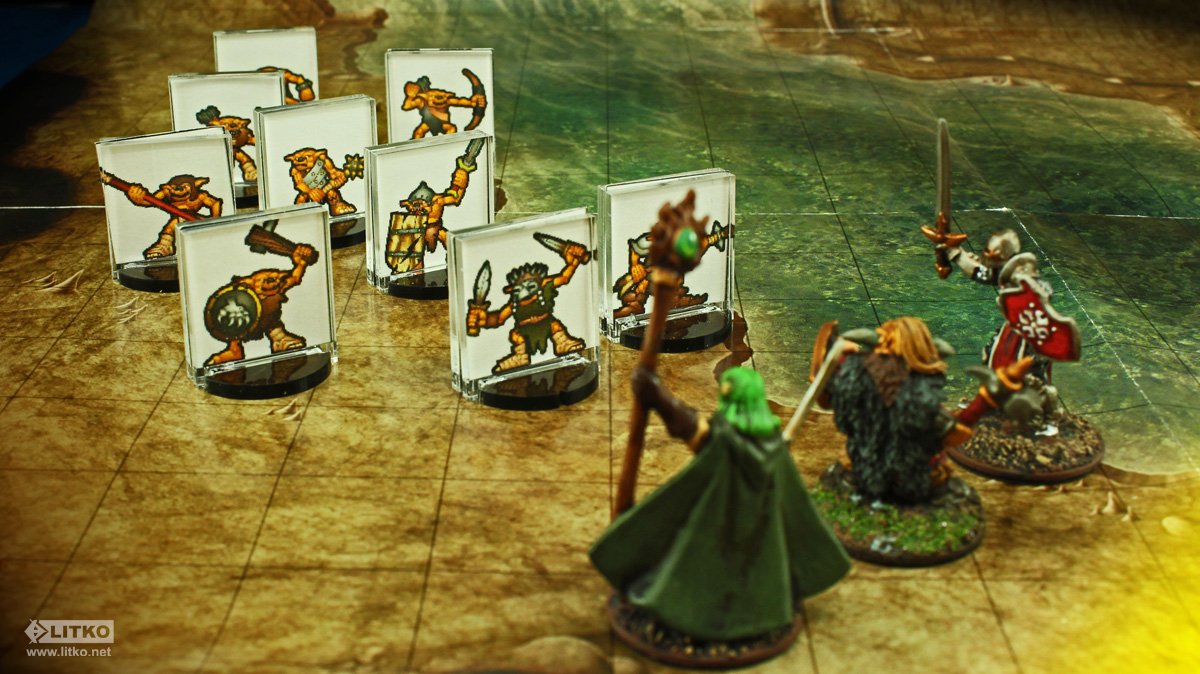 LITKO Paper Figure Holder – 1x1 Inch Circular Base for Paper Miniatures & RPG Cards
