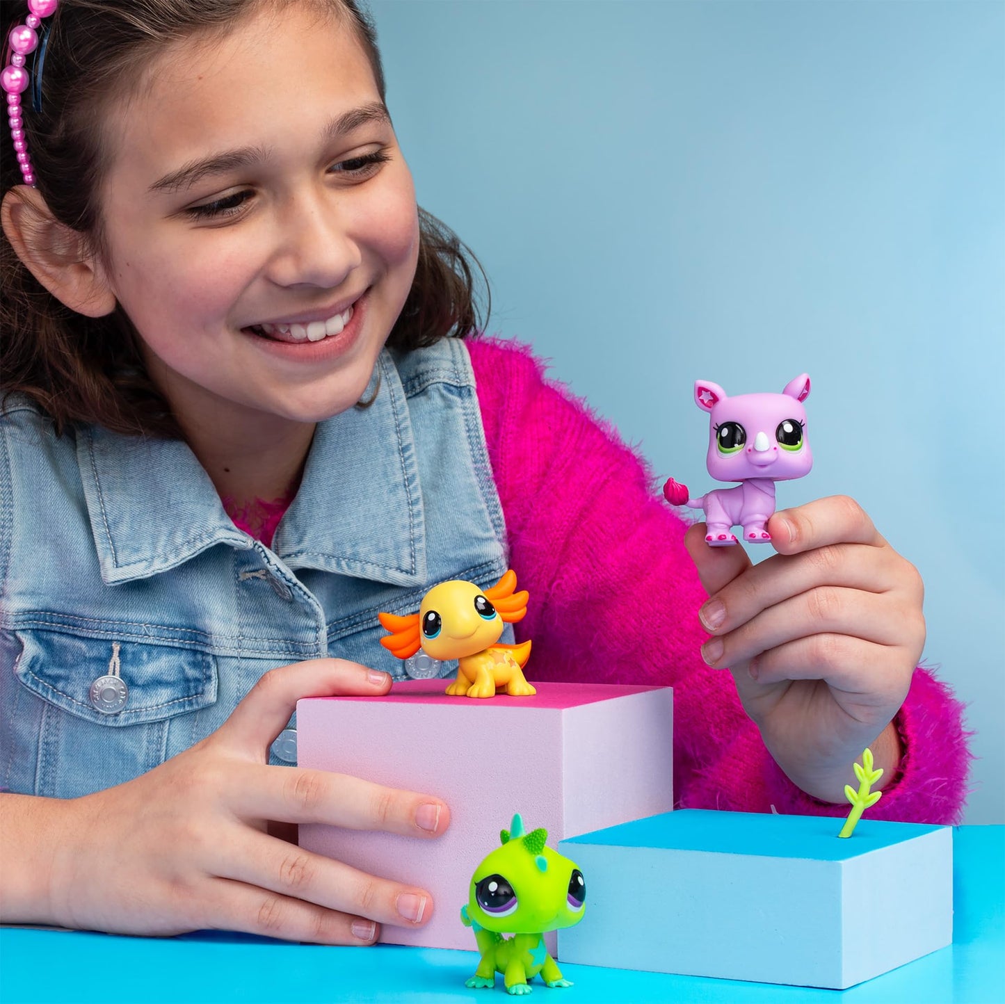 Littlest Pet Shop Pet Trio Tube Wild Vibes – 3 Mini Pets, Accessory & Virtual Code