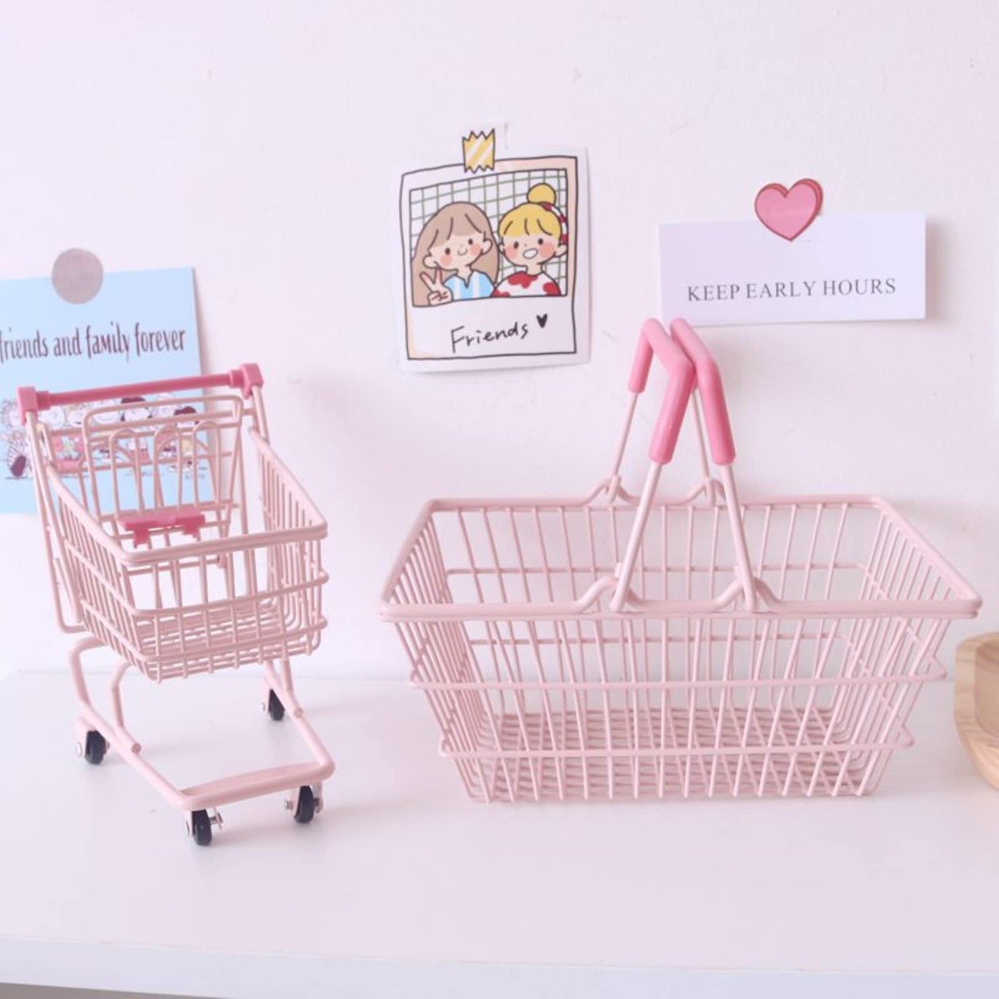 LUOZZY Mini Dollhouse Shopping Cart & Basket – Pink Pretend Play Grocery Cart for Kids (5.31×3.74×5.9 in)