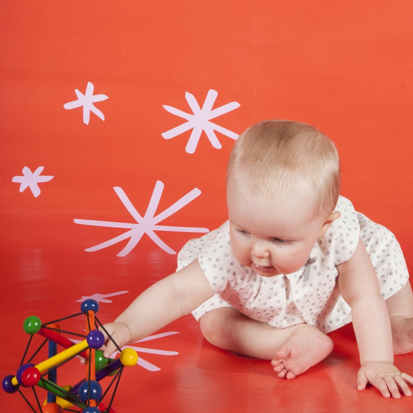 Skwish Classic 6\" by Manhattan Toy – Wooden Rattle & Teether