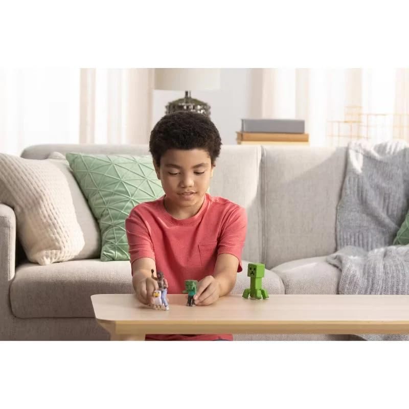 Mattel Minecraft Movie Garrett, Creeper, Zombie & Chicken Action Figure 4-Pack – Woodland Mansion Throwdown