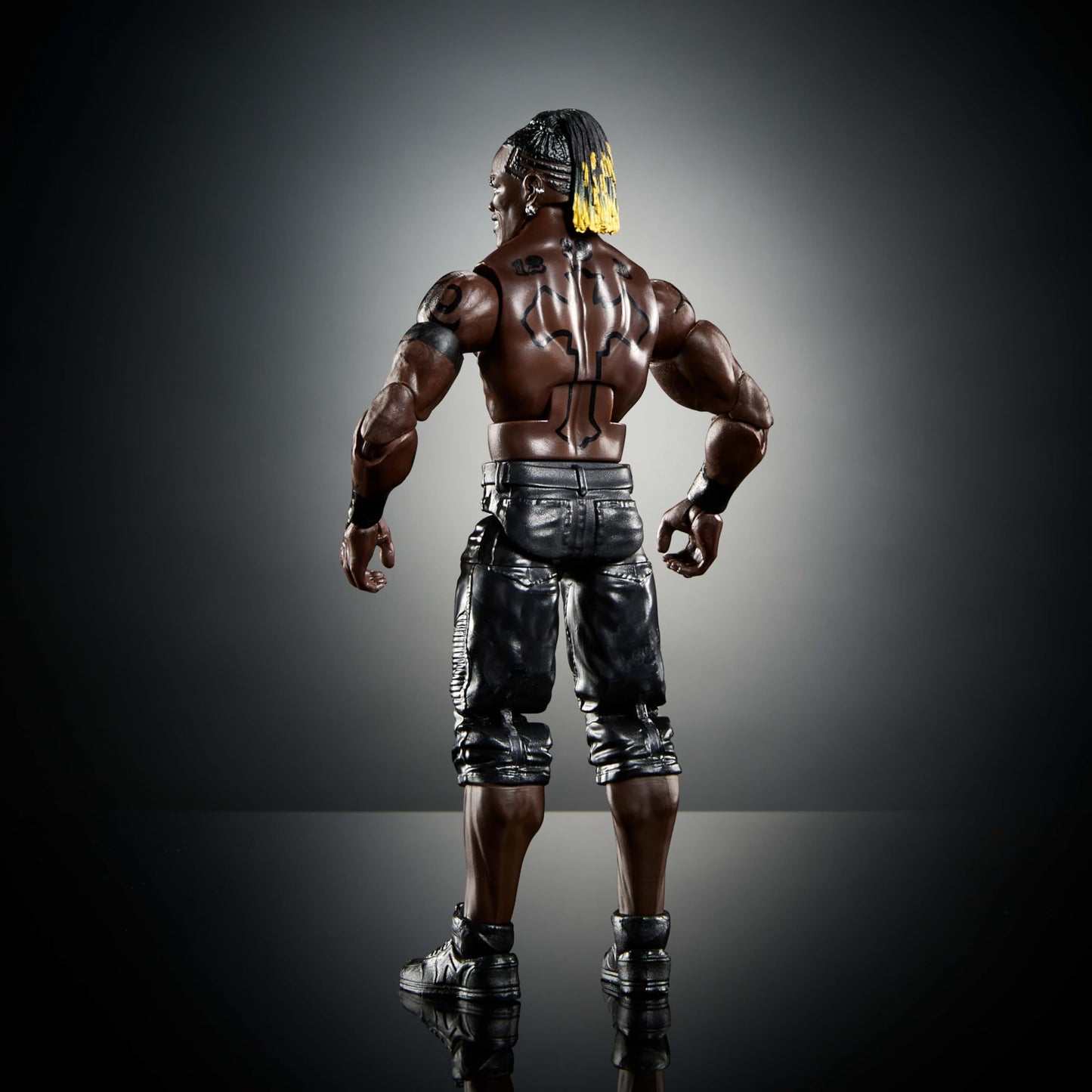 Mattel WWE Elite Series 115 R-Truth – 6-Inch Action Figure with 25 Points of Articulation