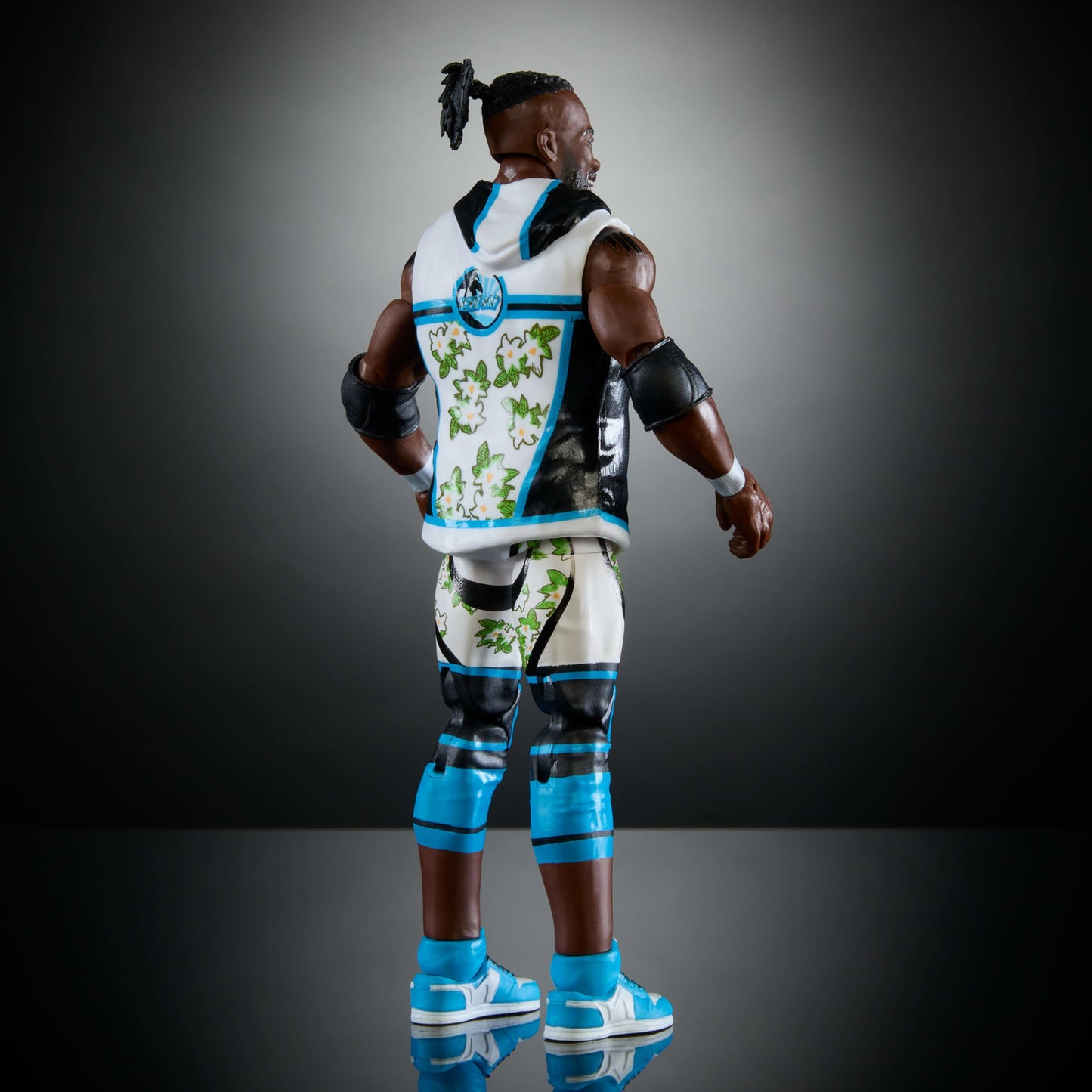 Mattel WWE Elite Series 113 Kofi Kingston Figure – 6-Inch, 25 Points of Articulation & Swappable Hands