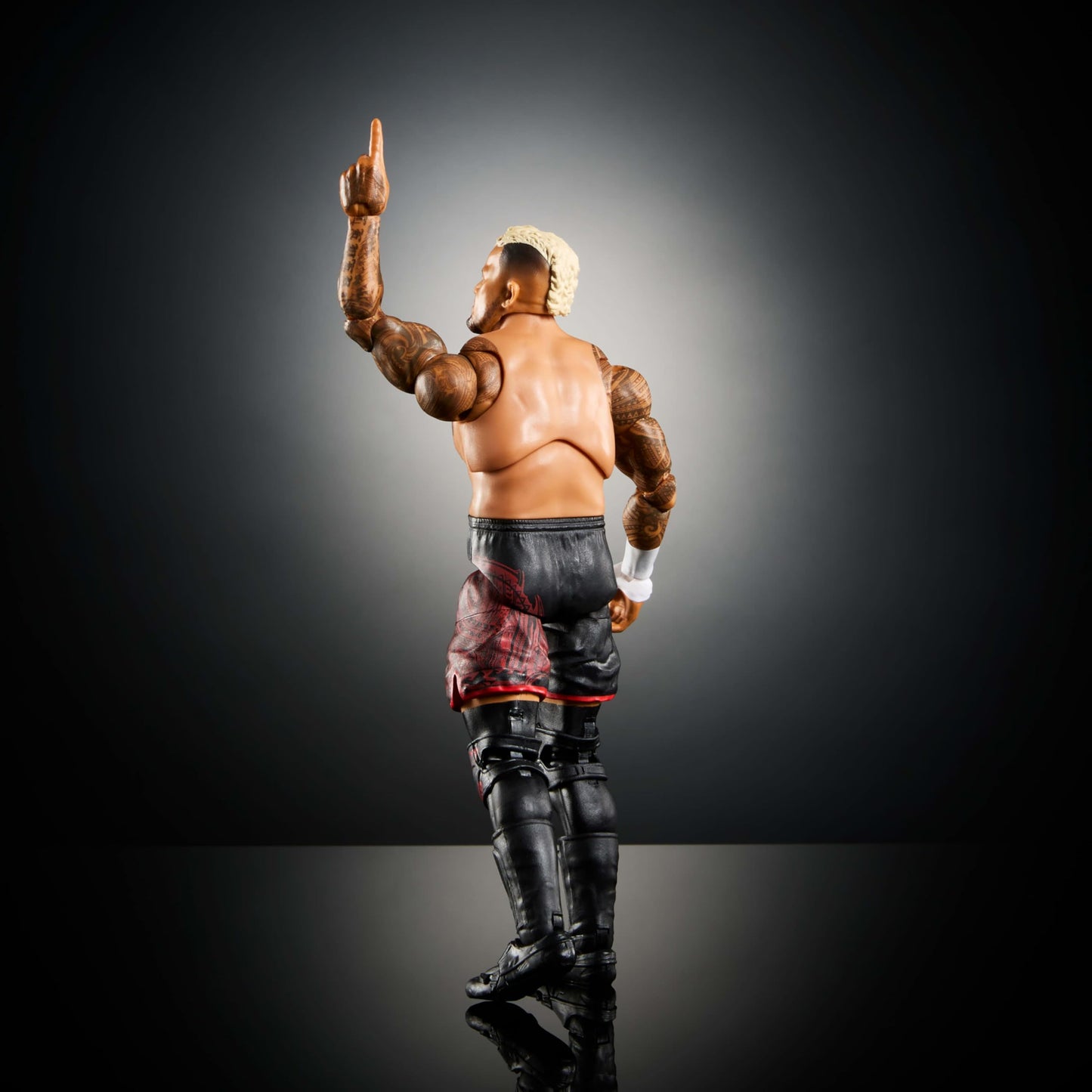 Mattel WWE Ultimate Edition Solo Sikoa Action Figure Set – 6-Inch, 30+ Articulation, Swappable Heads & Hands