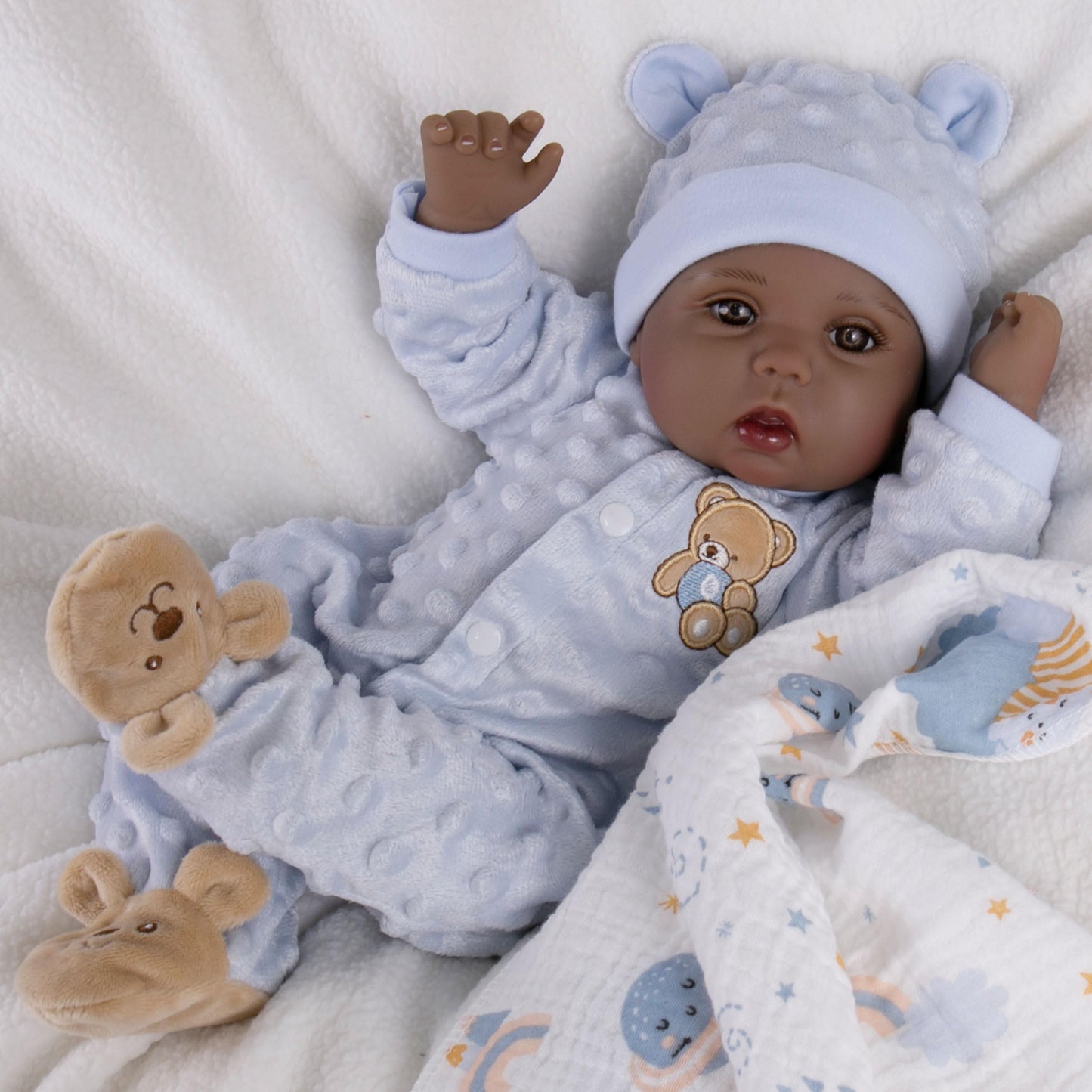 Milidool Black 18-Inch Reborn Baby Doll Boy – Lifelike African American Silicone Infant with Gift Set