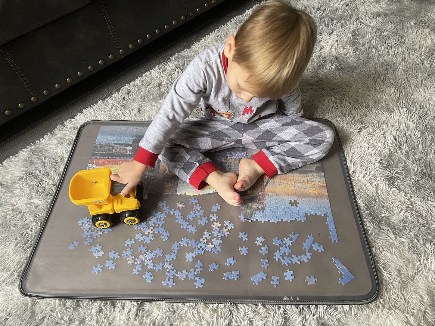 Minne Baby Kidoodler Puzzle Board with 4 Sorting Trays | 33x22 Portable 1000-Piece Mat – Purple
