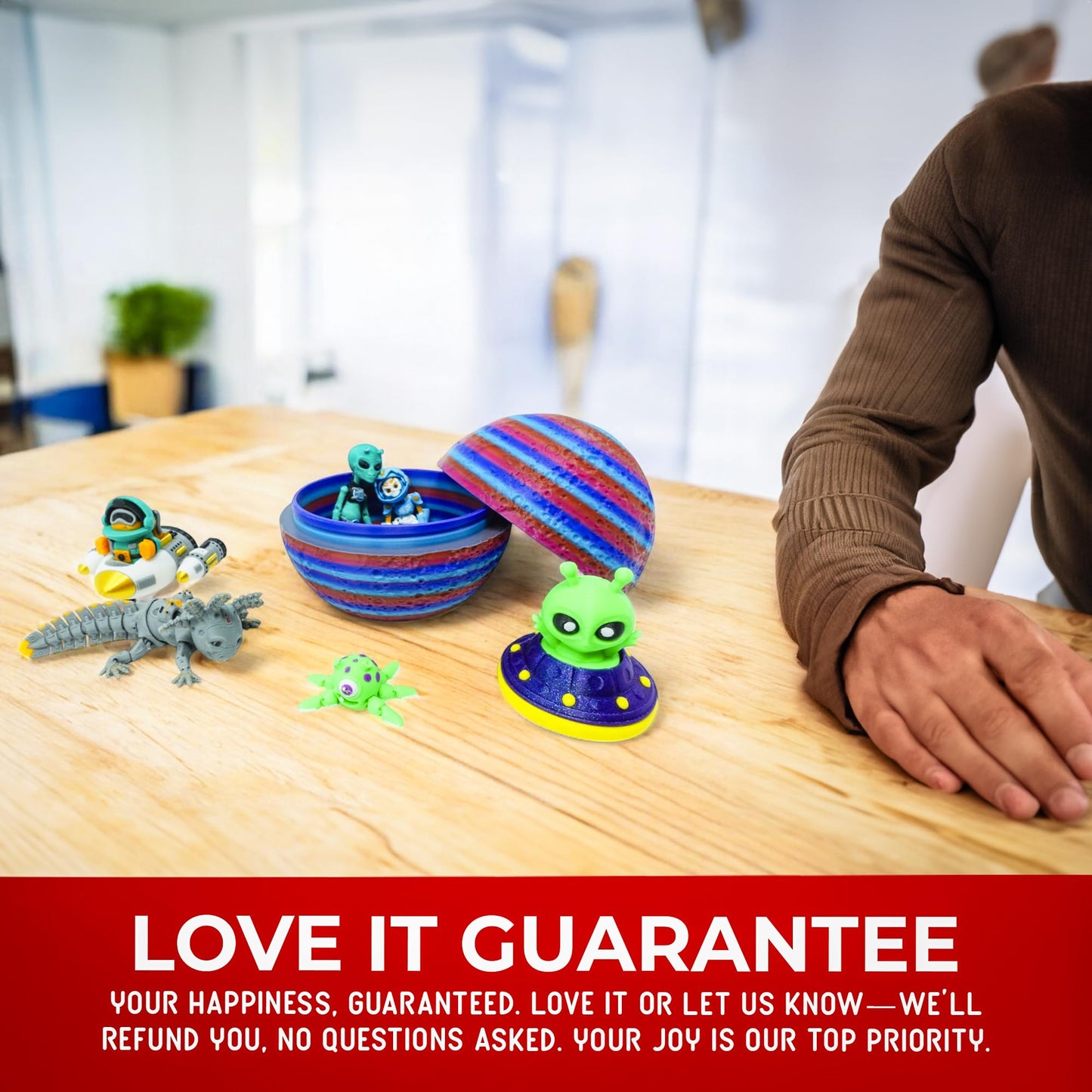 Mivi Collection Articulated Alien Figurines – 10 Detailed 3D Printed Sci-Fi Figures with Planet Egg Storage