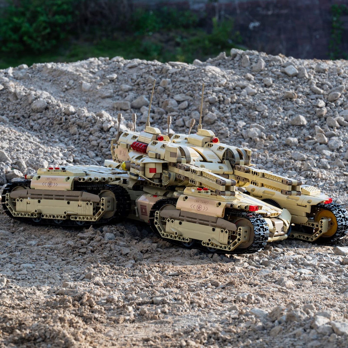 Mould King 20011 Mammoth Tank – Remote Control RC Building Kit for Adults