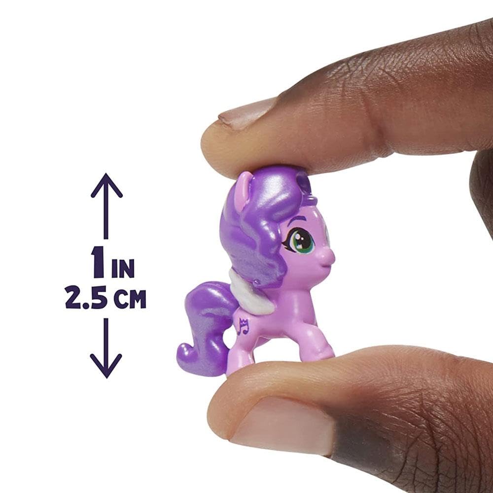 My Little Pony Mini World Magic Zephyr Heights Compact Creation Playset with Princess Pipp Petals
