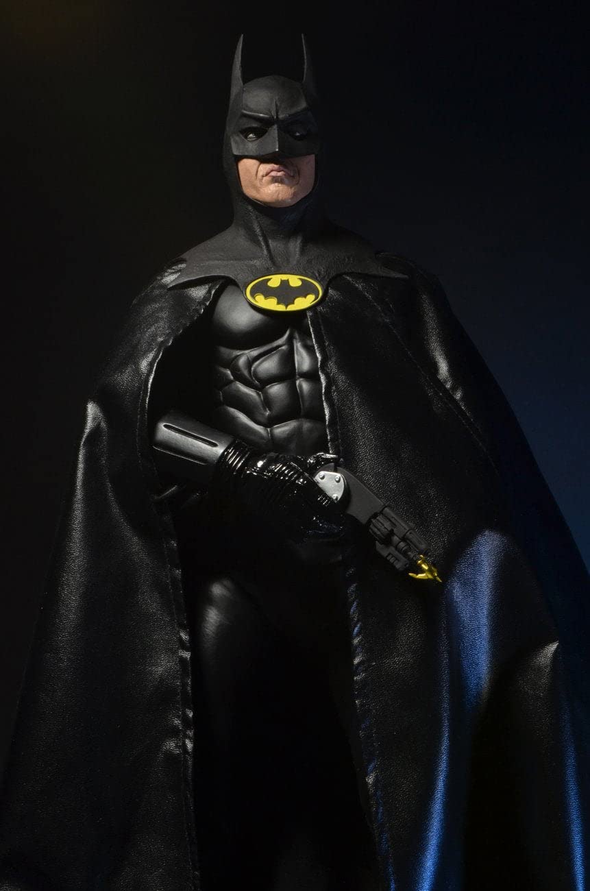 NECA Batman ¼ Scale Figure 1989 (Michael Keaton) – 18-Inch Poseable Collectible