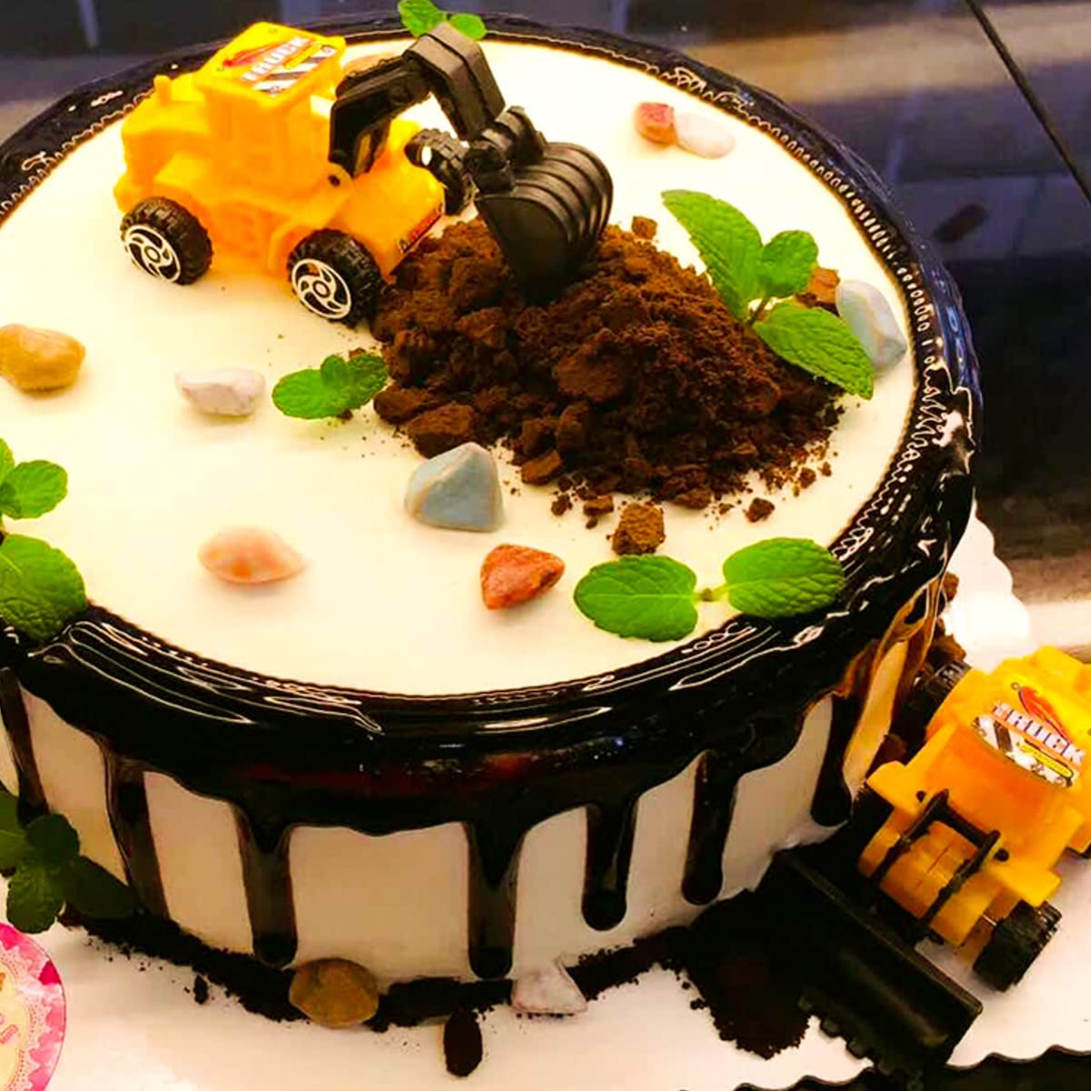 Nevperish 18-Piece Construction Cake Toppers Set: Trucks, Tower Crane, Traffic Signs & Birthday Cupcake Toppers