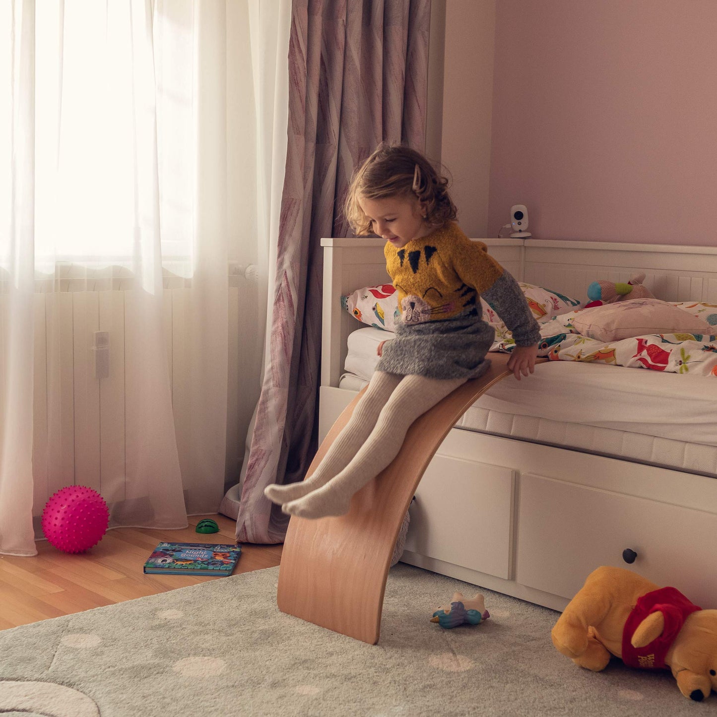 NUTTY TOYS Montessori Wooden Wobble Board – 35-inch Balance Board for Kids & Adults