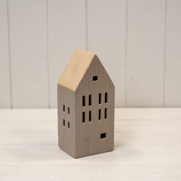 Medium Taupe Ribbed Ceramic LED House with Sand Roof. 6 Hour Timer