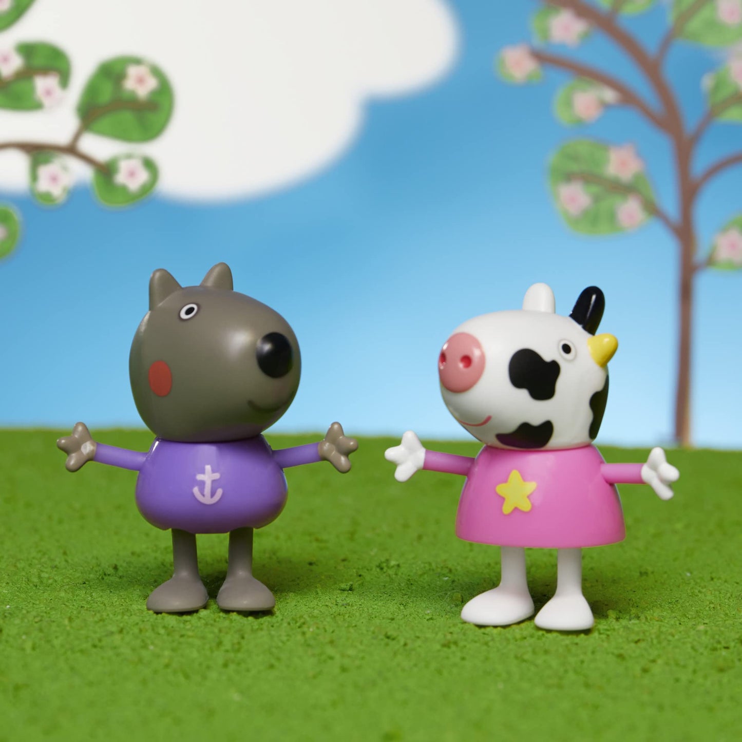 Peppa Pig Dr. Polar Bear Calls on Peppa and Friends Figure Pack – 8 Figures, Amazon Exclusive, Ages 3+