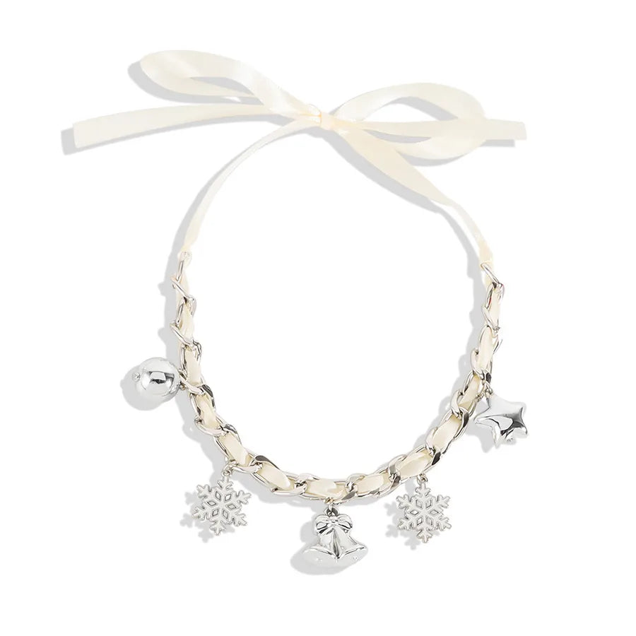 Fashionable Christmas Gift Santa Claus Pendant Necklace Trendy Christmas Snowflake Creative Clavicle Chain