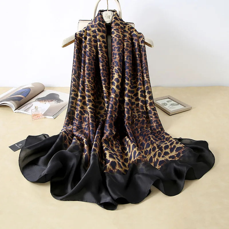 Women's Retro Streetwear Leopard Polyester Printing Scarf