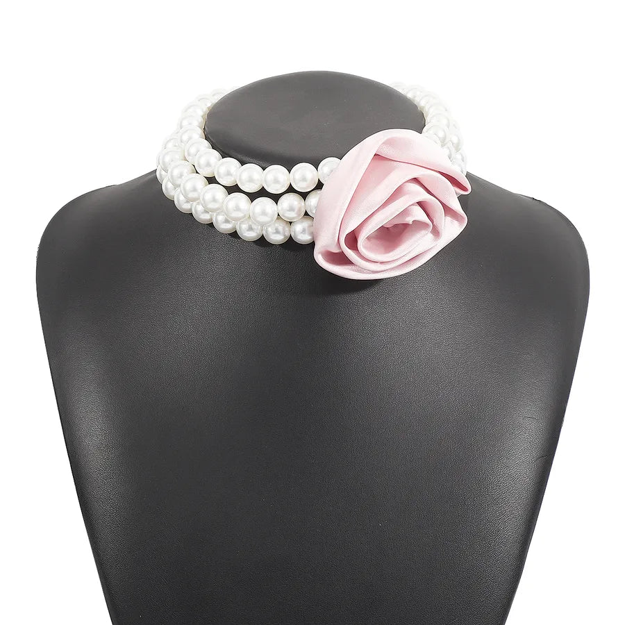 Elegant Flower Imitation Pearl Women's Necklace