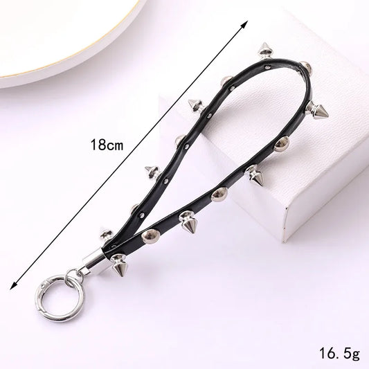 1 Piece Retro Classic Style Rivet Pu Leather Mobile Phone Chain